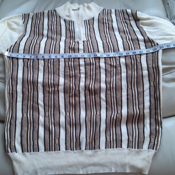 Vintage men's quarter zip cream brown color pullover Sweaters